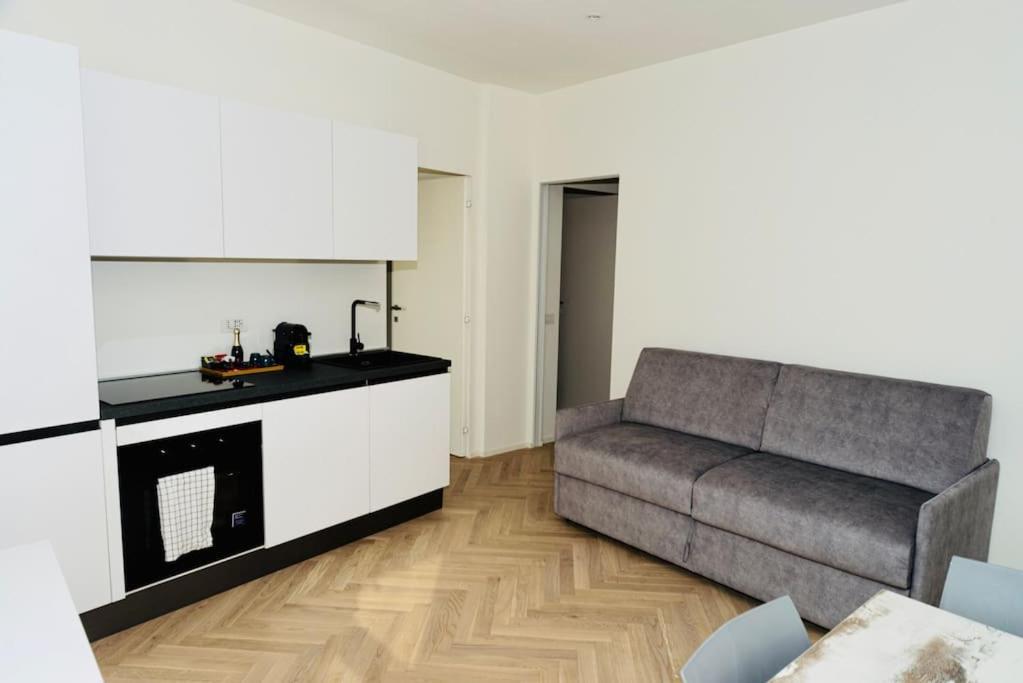 Sky View -Porta Nuova- Appartamento 7 Con Terrazzo 밀라노 외부 사진